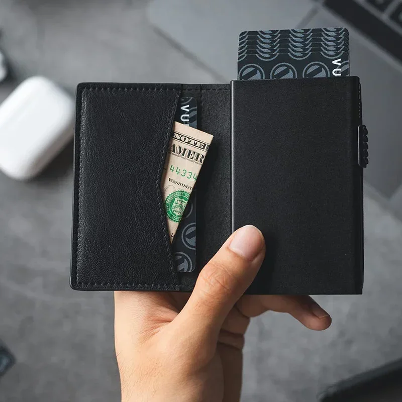 กระเป๋าสตางค์ผู้ชายแบบมินิมอล  - Card Top Loader บทวิจารณ์และราคา